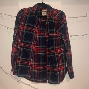 AEO boyfriend fit plaid long sleeve button down
